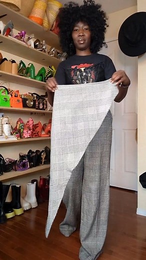 1.8K reactions · 17 shares | #gdwm for work! For the skirt overlay; I had this idea in my mind for so long and when I saw this suit, I knew it'd be perfect for it  Song: Ana Taban by the amazingly talented Marko Atem #estellaachola #acholascloset #whatsinacholascloset #stylebyachola #reelsfb #reelsfypシ #reels #ootd #SouthSudanMusic | Estella Lokiru | Facebook