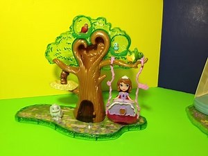 SOFIA THE FIRST Forest Playset with Princesses and Friends