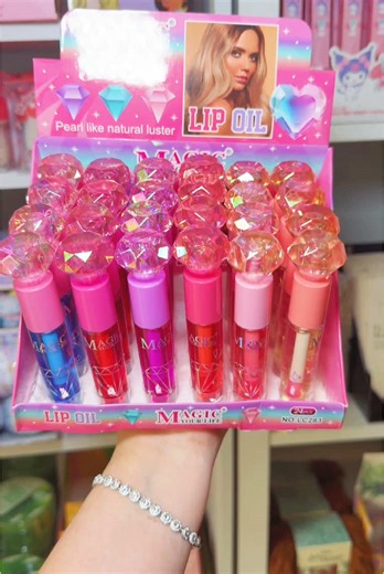 Iniciamos el liveeee las espero mis amores hermosos para pasar tiempo juntas y empacar órdenes 🫶♥️#usa #puertorico #lipgloss #lipproducts #lipcombo #beautybusiness #SweetSpringStore