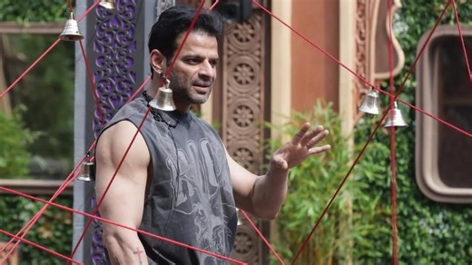 Karan Patel suffered rib fracture, quit The 50 on medical advice: Actor's team