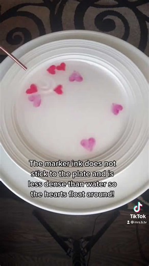 How to Make Floating Hearts with a Dry Erase Marker
