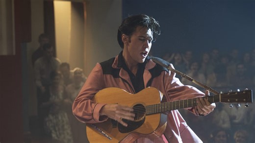 Arvostelu | Moulin Rouge -ohjaajan Elvis on täysin sietämätön elokuva, joka ei kerro Elvis Presleystä mitään - Muropaketti.com