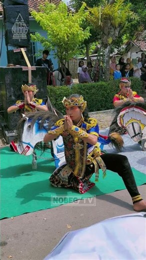 Sembahan jaranan kuda lumping ebeg | Indonesian Javanese Traditional Dance