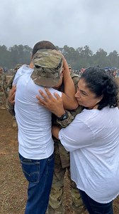 455K views · 10K reactions | 凉❤️#fyp #familyreunited #familialatina #basictraining #graduation #army #militarytiktok | Military Home | Facebook
