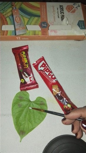 🌿 Simple Leaf Craft for Mom 💖 | Must Try DIY 😍 #trending #shorts #trending #mother #leaf #ytshorts