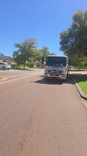 #tooeasytowing #crash #tiktok #towtruckoftiktok #fyp #accident #tilttray #towtruck