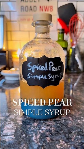 ‘Tis the Season for Spiced Pear Simple Syrup | Easy Recipe For Holiday Cocktails and Drinks
