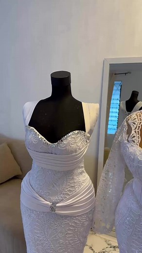 Custom White Lace Bridesmaid Dresses for Elegance