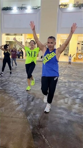 🎵🕺🏻 Ainiesta bailando Fame #inteligenciaartificial