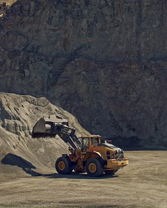11K views · 389 reactions | Smarter Solutions Start Here. Smarter solutions can help to become more competitive, more productive and more sustainable. Check out how today. https://bit.ly/3ROBzHv #VolvoCE #SmarterSolutions #VolvoServices | Volvo Construction Equipment | Facebook