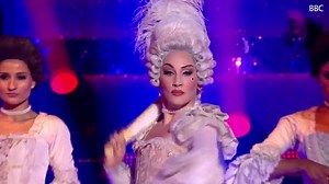 Michelle Visage vogues the house down with ballroom performance