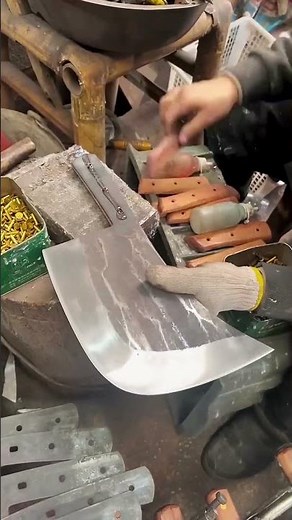 Riveting process of curved kitchen knife handles