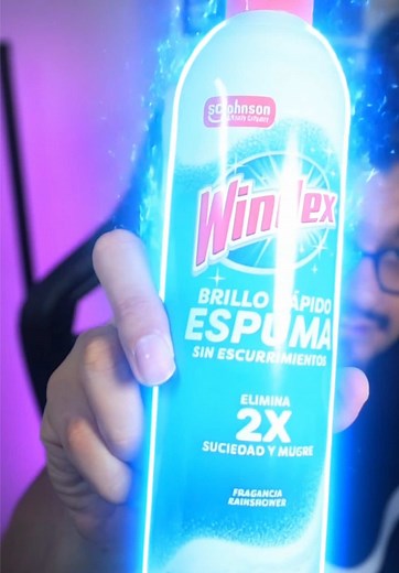 Soluciona Accidentes en Vidrio con Windex Espuma