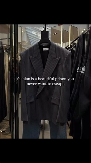 🐊 on Instagram: "fr… #style #outfit #fashion #instafashion #lifestyle #streetwear #explore #fashionstyle #fashionable #outfitpost #fashionista"