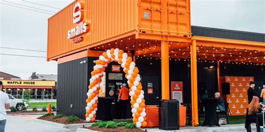 Smalls Sliders opens restaurant in Bossier City