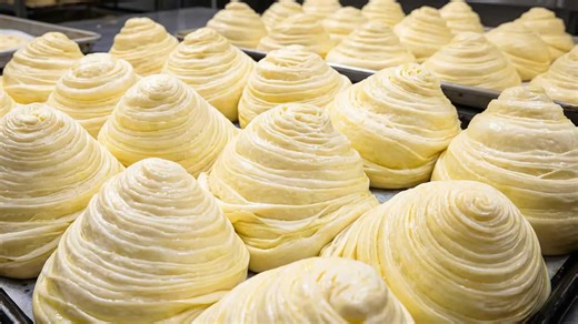 You'll be surprised at how easy this method is! The most delicious puff pastry rolls!