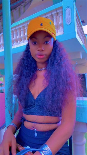 elizabethnicholas🇱🇷🇱🇷🇸🇱 (@elizabethnicholas7)’s videos with original sound - Teyolad