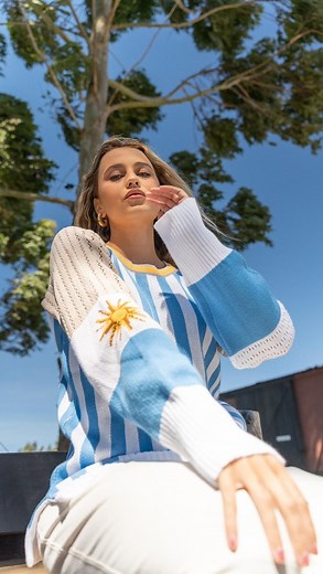 29K views · 105 reactions | Sabíamos que habíamos logrado un gran producto, pero cuando vimos la reacción de ustedes entendimos que seguramente estábamos frente al producto estrella de la temporada. Por eso, dado que es un producto de ✨ EDICIÓN LIMITADA ✨ lanzamos hoy una PRE VENTA CON 10% OFF : entrega aprox 10 de Octubre | Sosi | Facebook