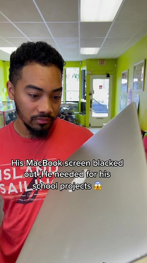 ✨Don’t mind the Touchpad 💻 #fypシ #foryou #foryourpage #NeverStopExploring #ct #viral #macbook #JifRapChallenge #phonerepair #igotchu #apple #essay