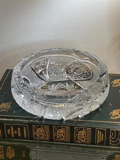 Vintage Heavy Lead Cut Crystal Cigar Ashtray, Etched Pinwheel Pattern, Elegant Glass Ashtray, Vintage Lead Crystal Ashtray, Crystal Decor - Etsy UK