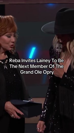 Reba Invites Lainey Wilson to Join Grand Ole Opry