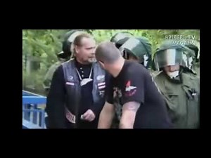 Police vs Hells Angels (fight)