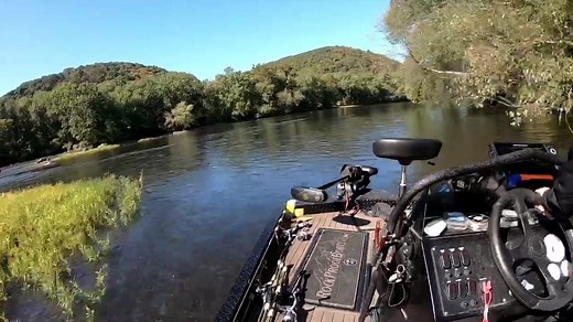 Watch Joe Raymond and I catch Smallmouth on the river 👉🏾 https://youtu.be/ujwZCg12g4Y | Brian Latimer