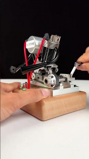 Miniature desktop Harley V2 engine model 🔥#enginemodel #v2engine #harley #fyp #smallengine