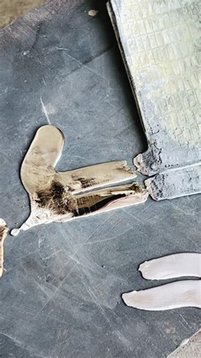 How to Repair a Dead Battery Plate