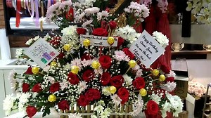 Beautiful huge bouquet of flowers Red roses 🌹🌹🌹 Chocolates 🍫🍫🍫 Prop tags Surprise your loved ones ♥️ With Props World For booking and inquiry Inbox Us Or Whatsapp 📱 0347-0573051 | Props World.