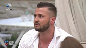 Doru, noul concurent de la "Puterea dragostei", face furori printre fete cu masina lui decapotabila!