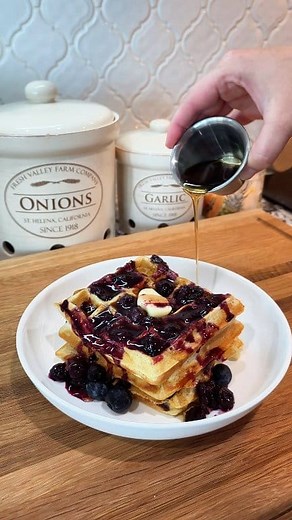 Blueberry Waffles with a Blueberry Syrup! Recipe at www.baileeskitchen.com DOWAN Pasta Bowls 32oz - https://amzn.to/3TSG5nu Cookbook - https://amzn.to/3JrpKBn #foodforthought #viral #recipes #easyrecipe #recipe #yum #dessert #food #breakfastideas | Bailee's Kitchen