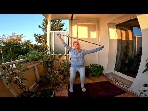 Gimnastyka na wesoło - piątek na krześle - ćwiczymy i : Do przodu!!!!💜❤️🤸🏃‍➡️