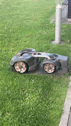 Fun Robot Adventures with Niklas and Amanda