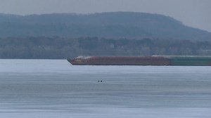 Barge season closes on upper Mississippi River