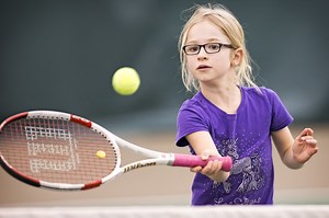 Tennis warm ups for little kids - the right way to do it - Tennis Coaching Blog