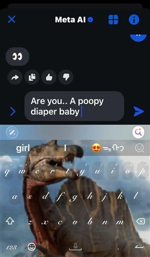 Don't ask about my keyboard.. My friend forced me to get the facemojl keyboard