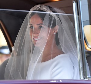 The Best Bridal Veils and Headpieces to Wear on Your Wedding Day