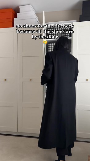 Please take off your shoes at the door. salamat.