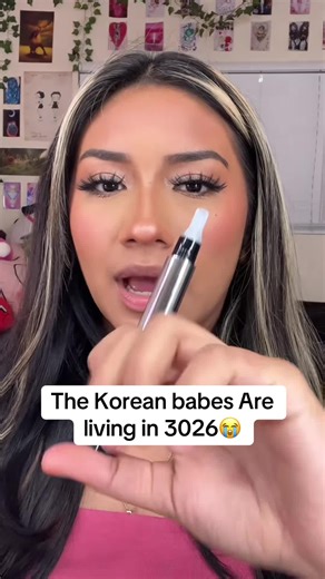 Top Lip Plumper for Gorgeous Lips