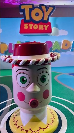 We went to Singapore for Disney cruise event!