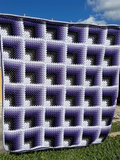 3D Optical Illusion Crochet Blanket Pattern PDF | Mitered Granny Square Afghan Pattern | Modern Geometric Throw | Instant Download - Etsy