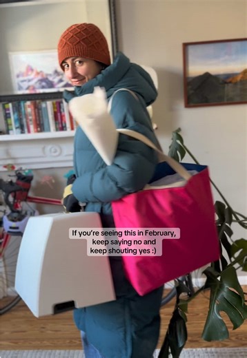 Just a girl trying to get to her sewing class in freezing temps 🥹🤪 #sewingtiktok #fyp #fypシ #quilting #quiltersoftiktok