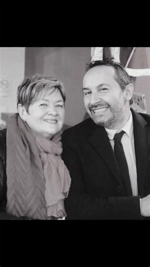 Quel plaisir d'avoir partagé cette année 2025 à vos côtés ! ✨ Très beau réveillon de la Saint Sylvestre à tous ! CÉRÉMONIE DES VŒUX 2026 🕘 DIMANCHE 11 JANVIER - 16H00 📍 Salle Auguste Delaune - HÉRIN Inscriptions ⤵️ https://my.weezevent.com/ceremonie-des-vux-de-sebastien-chenu-depute?_gl=1*5x4m93*_gcl_au*MTgzMjI5MzM5Ny4xNzY1MzgwMTYzLjE4Njc3OTQ5OTAuMTc2NTM4MDE3MS4xNzY1MzgwMTc5*_ga*OTQ2NjkxNDYxLjE3NDk3NDMzNzA.*_ga_39H9VBFX7G*czE3NjUzODAxNjMkbzY3JGcxJHQxNzY1MzgyMzk1JGozNyRsMCRoMjUzMTIxOTQ | Sébast
