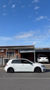 Freshly bagged golf 7 👏🏻sitting soft on ARC triple bellows infront 🔥and double bellows in the rear👊🏻. Client with the Bluetooth management☝🏼, two silent compressors🔥 and also a 3gallon aluminium tank🙌🏼 . 18 Petersen Street Eikendal Kraaifontein 7570 📍 0610349722/0810637971 📲 for any inquiries #passionisplatinum | BigBoy Customs