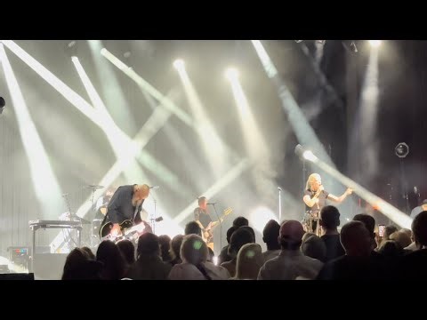 Garbage - whole concert - “Happy Endings” tour 9/20/2025 Brooklyn Paramount, New York, NY
