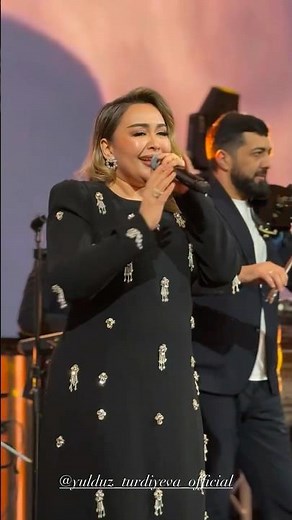 Bizni sevgimiz boshqacha❤️ Yulduz Turdiyeva to’yda🔥 #yulduzturdiyeva #rek #live #love #music #duet