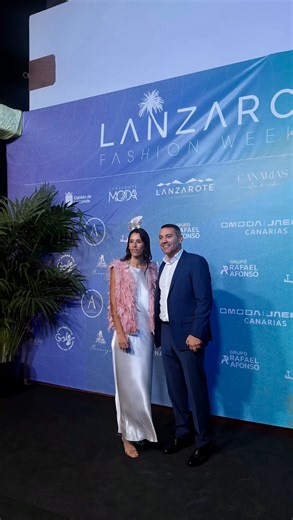 Lanzarote se consolida como referente de la moda sostenible y el talento creativo. Ayer, la tercera edición del Lanzarote Fashion Weekend reunió a diseñadores, empresas y profesionales del sector en torno a la sostenibilidad, la innovación y el diseño local. Nuestra consejera de Industria, Aroa Revelo, a quien felicito por su trabajo y compromiso, logró que esta cita —impulsada por el Cabildo de Lanzarote a través del programa Lanzarote Moda, con el apoyo de Turismo Lanzarote y PROEXCA— se convi