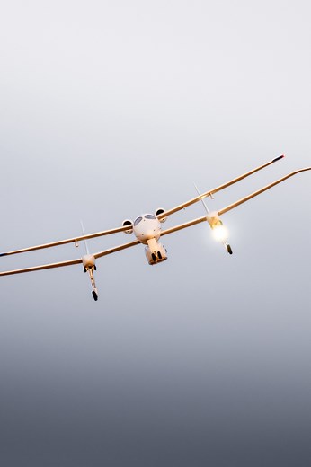 Scaled Composites Proteus coming in after an afternoon of flying the Mojave Desert. Proteus first flew in 1998 and can take payloads up to 55,000 feet. Uniquely designed for unique programs.#scaledcomposites #proteus #model281 #n281pr #mojaveairandspaceport #aviationreels #aviationphotography #flighttest #experimentalaircraft #testpilot #testflight #northropgrumman #northrop | Maurer8photography