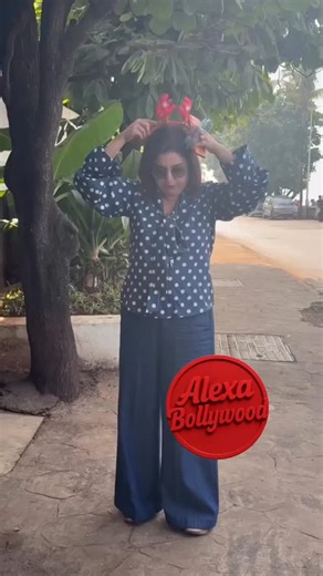 Alexa Bollywood on Instagram: "Lights on, confidence up ✨🎬 . . Follow for more updates :- *****@alexabollywood***** . . #AlexaBollywood"